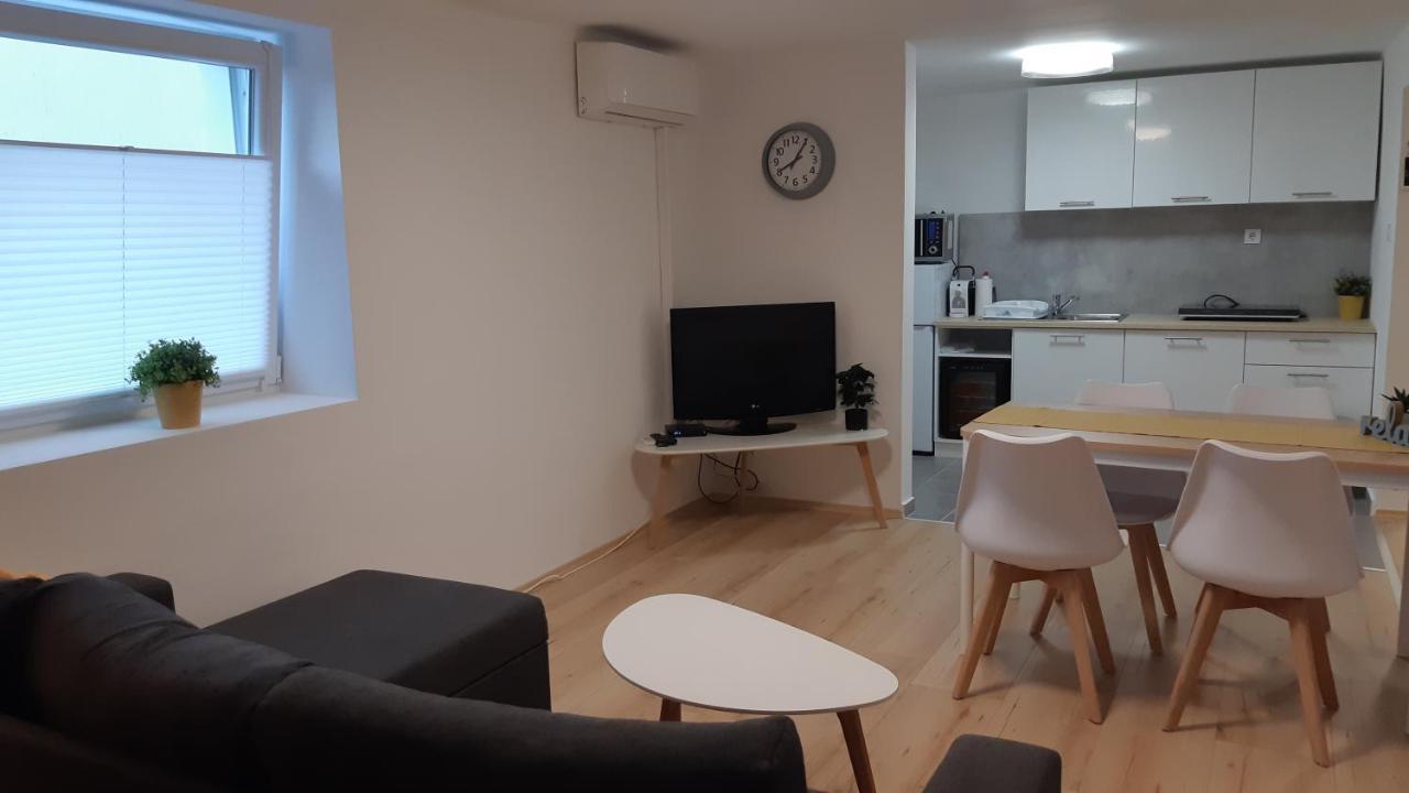 Apartamento T8 Balatonfüred Exterior foto