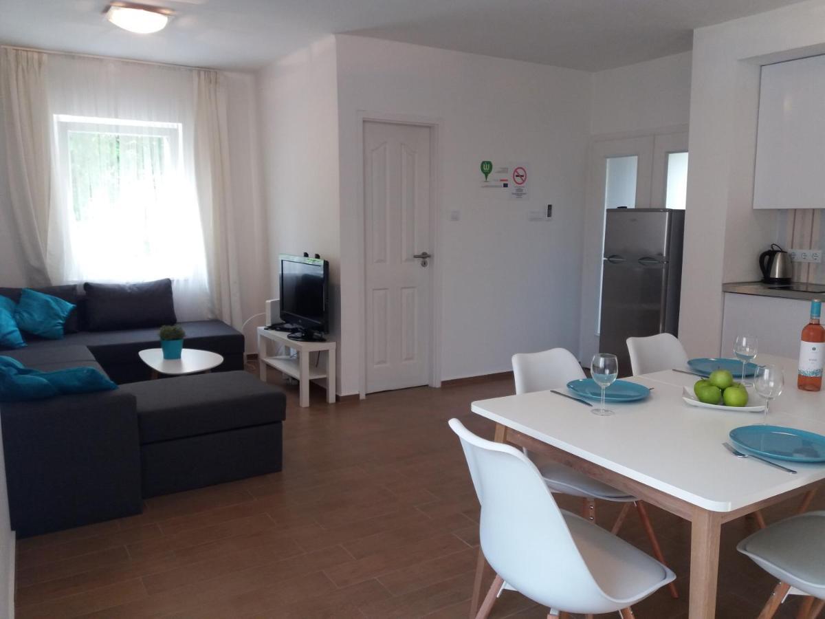 Apartamento T8 Balatonfüred Exterior foto