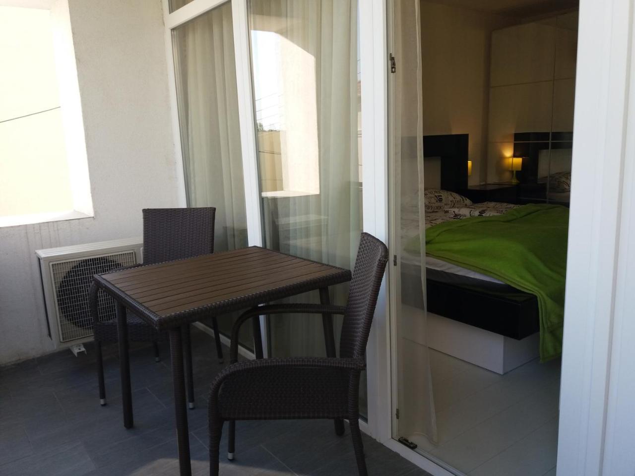 Apartamento T8 Balatonfüred Exterior foto