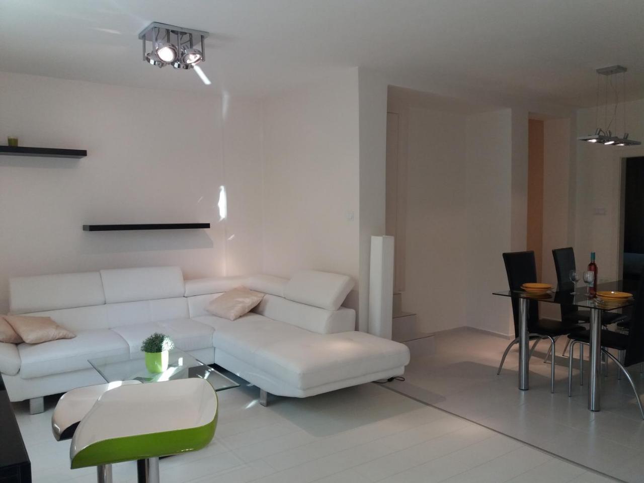 Apartamento T8 Balatonfüred Exterior foto
