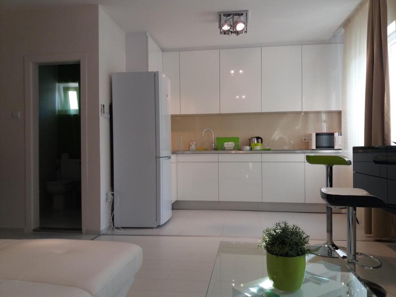 Apartamento T8 Balatonfüred Exterior foto